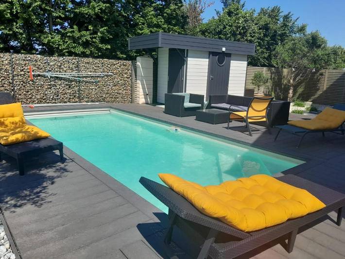 Location de vacances pour 10 personnes, avec vue ainsi que terrasse et piscine, animaux acceptés à Riantec - 4