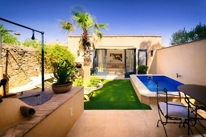 Villa pour 8 personnes, avec piscine ainsi que jardin et vue, animaux acceptés à Saint-Tropez - 2