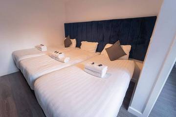 Glamping for 7 People in Liverpool, Merseyside, Photo 2