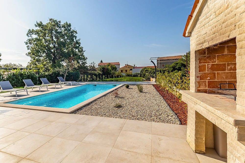 Prachtig huis in Hrboki met Wifi in Barban, Zuidkust Istrië