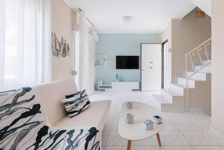 Gîte pour 7 personnes, avec Balcon et Terrasse ainsi que Jardin et Vue dans Ormos Panagias - 3