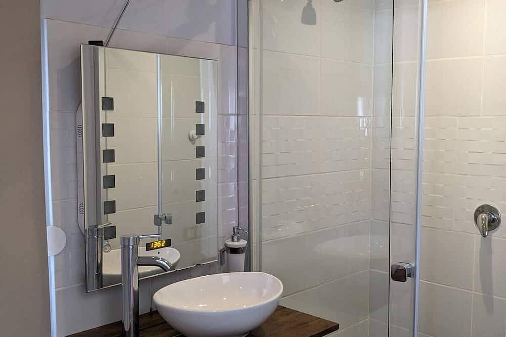 At the rampart in Montagnac, Côte d'Améthyste