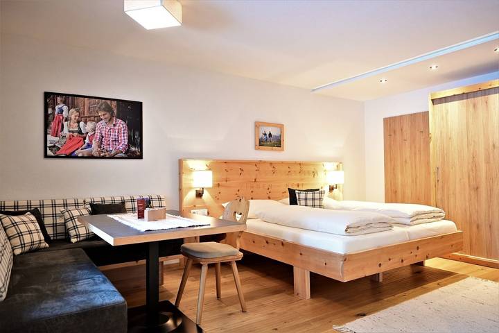 Ferienwohnung für 2 Personen, mit Balkon und Garten sowie Sauna und Ausblick in Biberwier