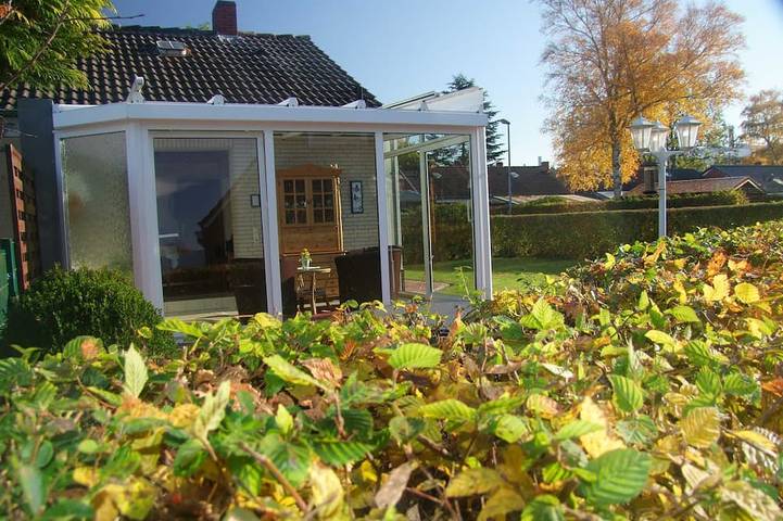 Ferienhaus für 2 Personen, mit Garten in Leer