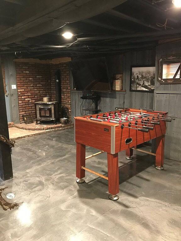 Lake Wallenpaupack mit Boat Slip - 3 Schlafzimmer, 3 Bäder - A / C und Wif in Lake Wallenpaupack