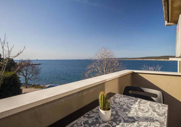 Ferienwohnung für 4 Personen, mit Balkon und Terrasse sowie Garten und Ausblick