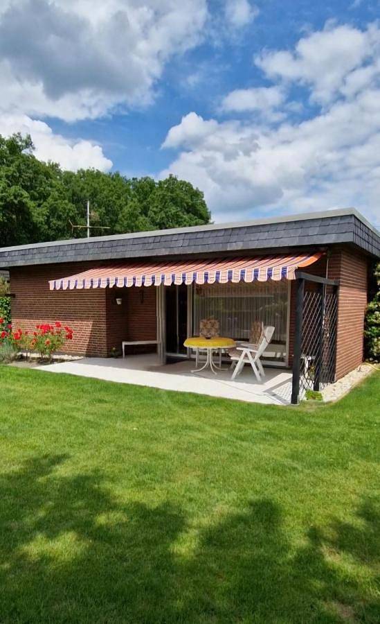 Ferienhaus für 4 Personen, mit Garten in Geldern