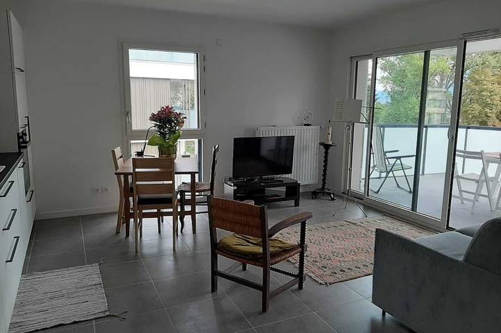 Ganze Wohnung, Apartment - Recent large two-room apartment- St Jorioz - Lake Annecy in Saint-Jorioz, Parc naturel régional du Massif des Bauges