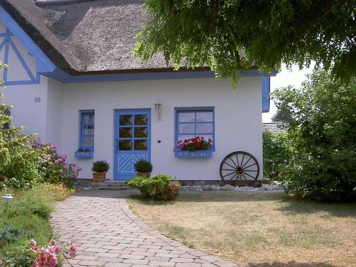 Ferienwohnung für 4 Personen, mit Terrasse und Garten in Rostock und Umgebung - 2