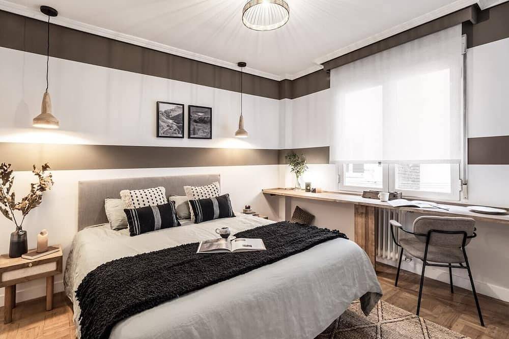Apartamento entero, Arties - 4 bedrooms apartment in Almagro in Chamberí (Madrid), Madrid