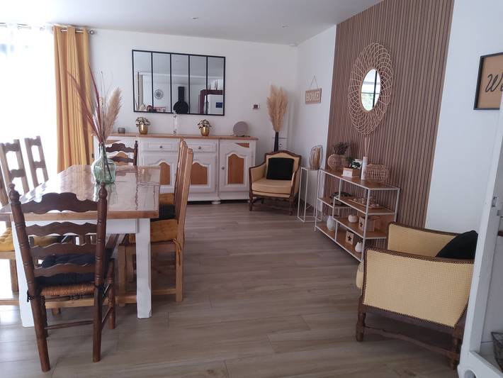 Gîte pour 8 personnes, avec terrasse ainsi que jardin et piscine dans Yvelines - 3