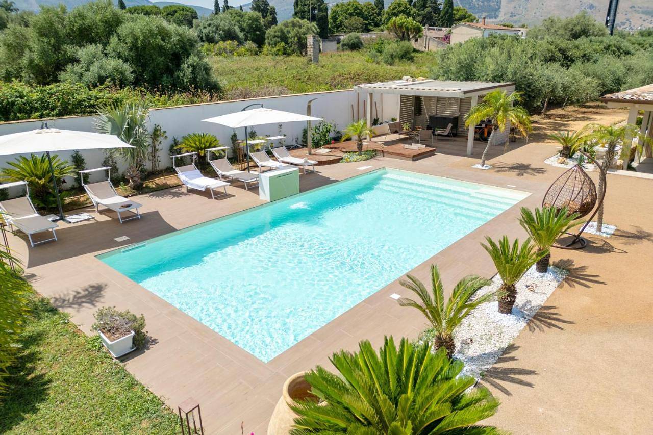 14th Oasis Family Room In Villa With Pool Near Palermo in Villagrazia di Carini, Carini
