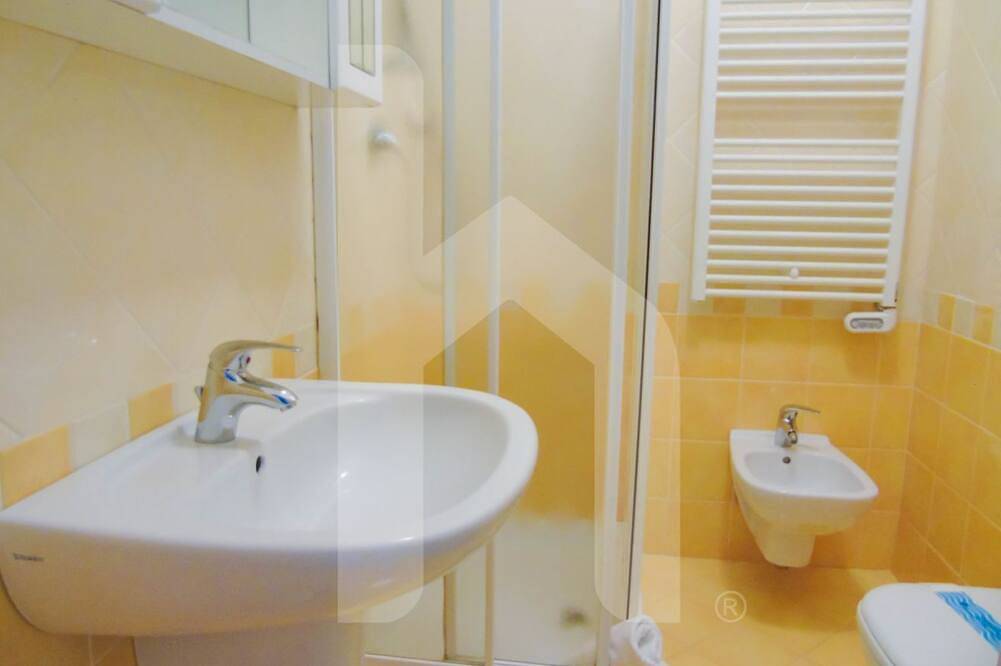 Entire apartment, Homiday - Felicioni Alba Adriatica, Trilocale al 1°piano in Alba Adriatica, Teramo Province
