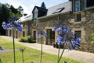 Chambre d’hôte pour 2 personnes, avec jardin et piscine à Pluherlin