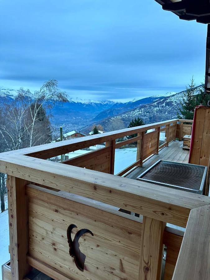 Chalet cosy Le Bouquetin jacuzzi et sauna idéal familles & couples vue imprenable in Nendaz, Walliser Alpen