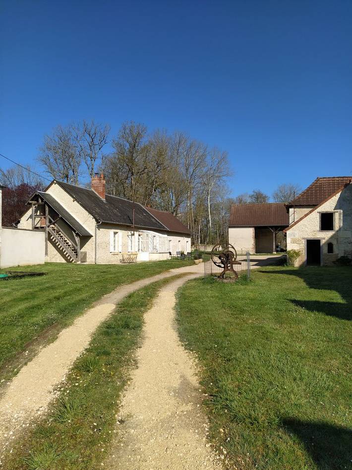 Gîte pour 6 personnes, avec terrasse et jardin, animaux acceptés dans le Cher - 4
