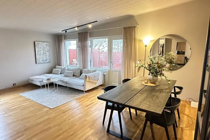 Ferienhaus für 6 Personen, mit Garten und Whirlpool - 1