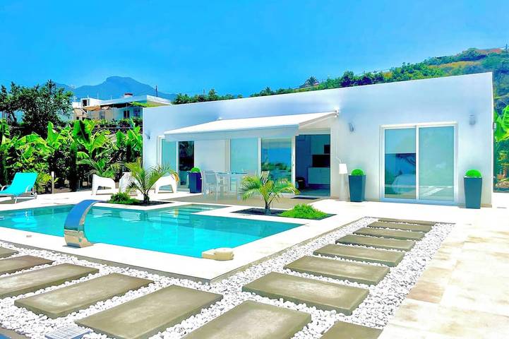 Ferienhaus für 4 Personen, mit Garten und Terrasse