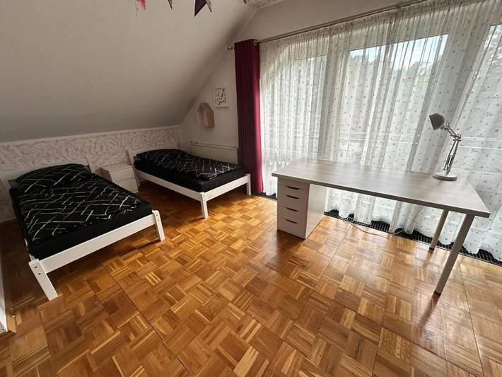 Ferienhaus für 10 Personen, mit Balkon und Terrasse sowie Garten und Sauna im Weimarer Land - 3