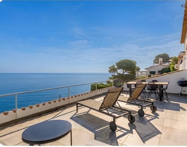 Hel lägenhet, Apartment 'La Terrasse De La Mer 6-Sea View, Wi-Fi and Air Conditioning in sa Tuna, Begur