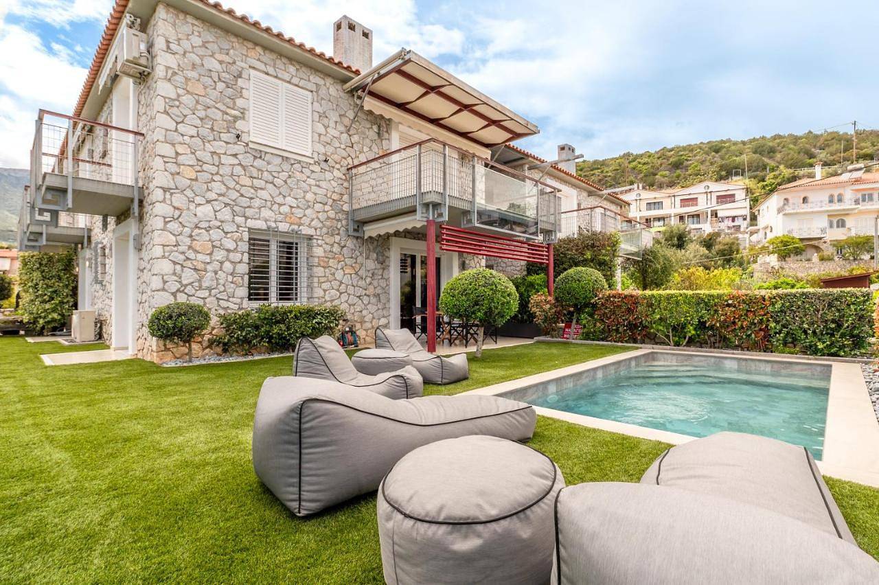 Tyros Boutique Houses Villas in Tyr, Kinuria