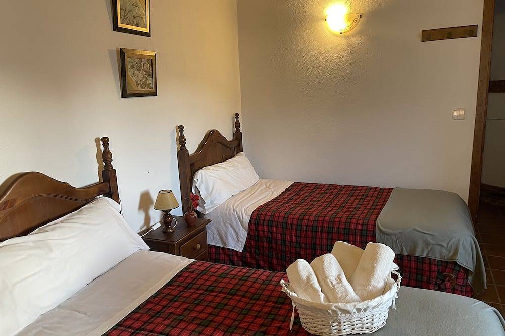 Wonderful rural house for groups and families in the Sierra north of seville in Alanís, Sierra Morena