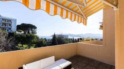 Appartement De Vacances pour 5 Personnes dans Cannes La Bocca, Cannes, Photo 2