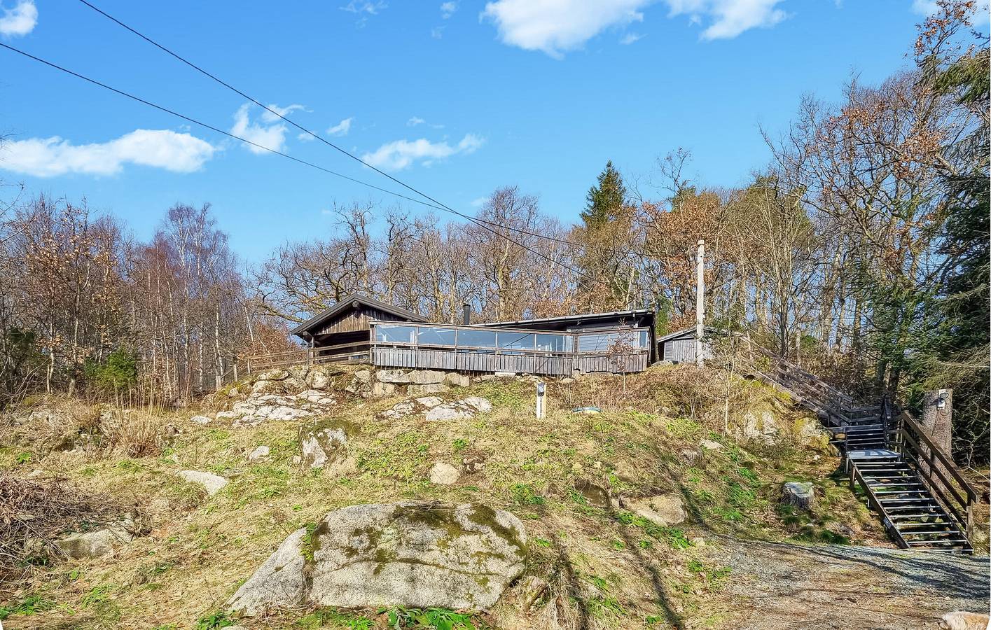 Ferienhaus für 6 Personen mit Garten in Lyngdal