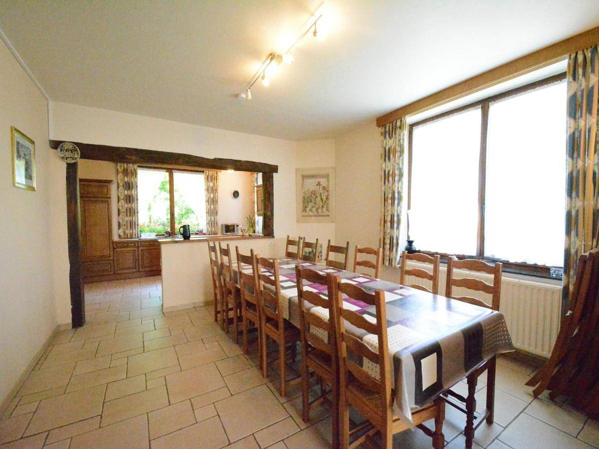 Spacious retreat, Daverdisse in Haut-Fays, Daverdisse