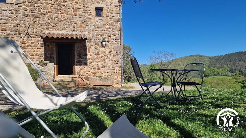 Gîte pour 2 personnes, avec terrasse et piscine dans le Tarn - 4