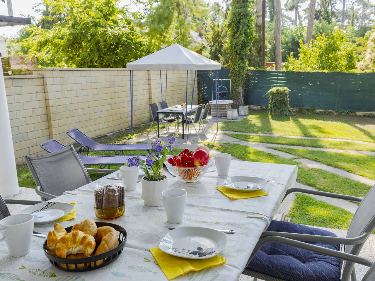 Leslie in Szabadifürdő, Siofok