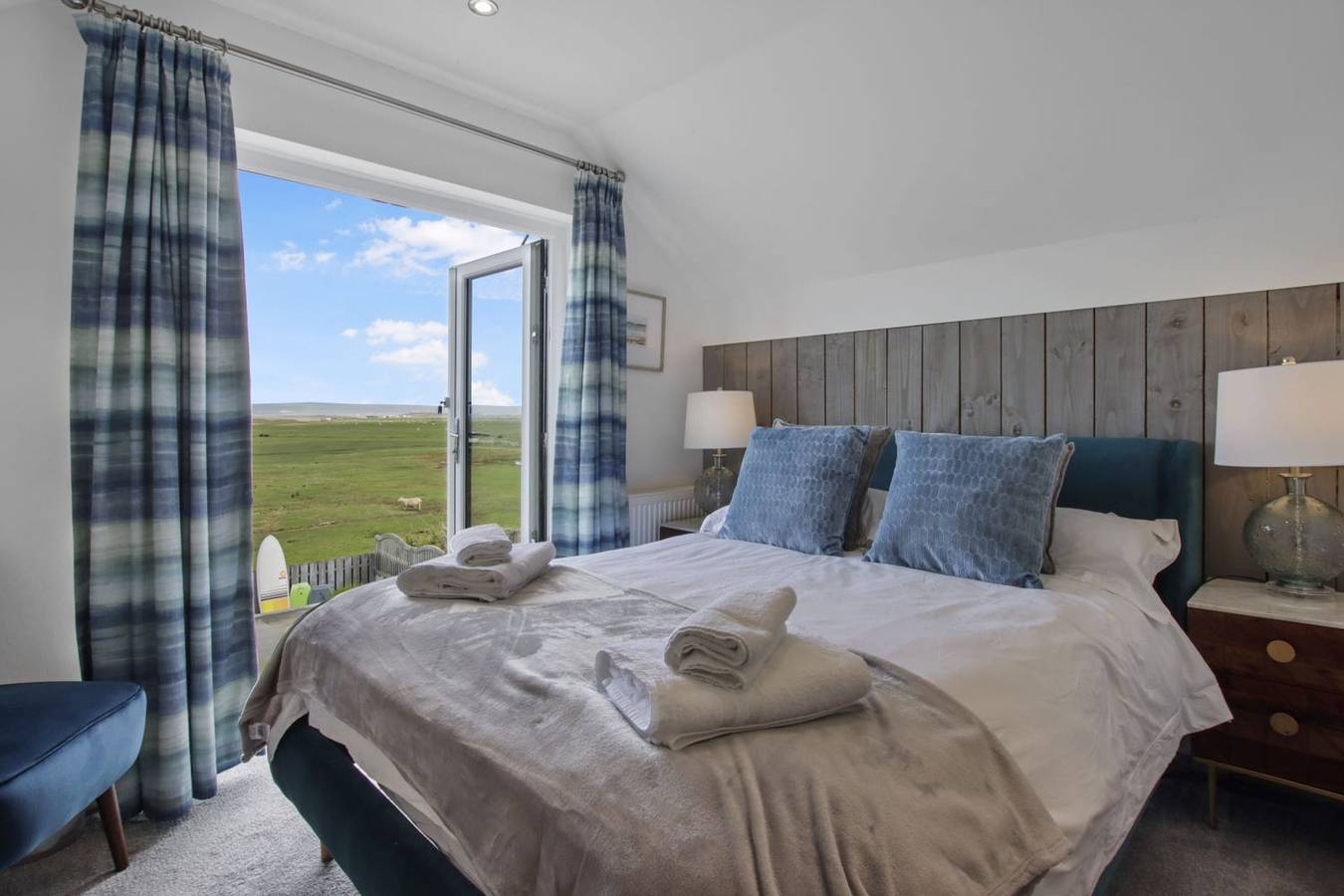 Luxury 4 bed beachside home with coastal views in Westward Ho, Hartland Devon Heritage Coast