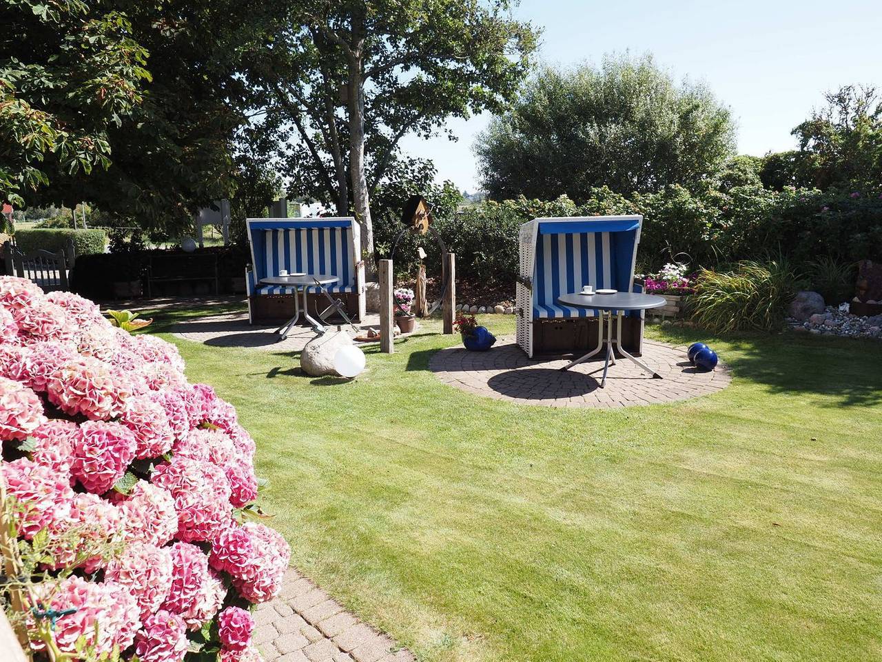 Ganze Wohnung, Ferienwohnung Eichhorn Süd mit Garten, Terrasse und Strandnähe in Wenningstedt in Wenningstedt, Sylt