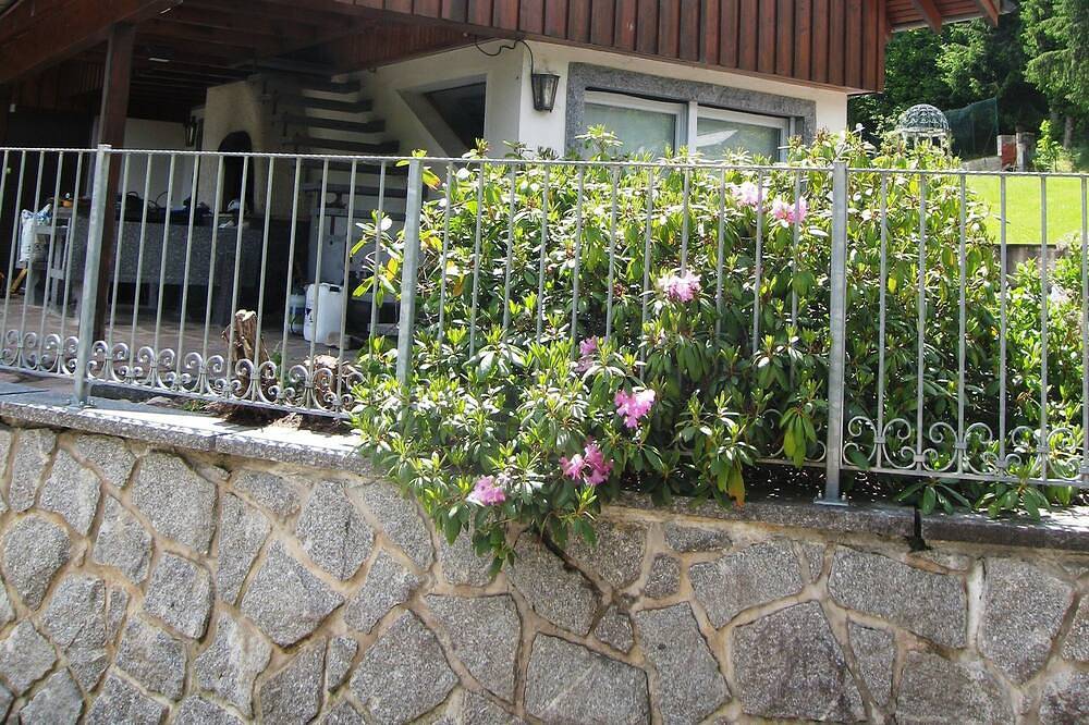 Ganze Wohnung, Hervorragendes gemütliches Ferienhaus \"La Taniere\" im \"La Villa Moraine\" Munster in Soultzeren, Regionaler Naturpark Belchen der Vogesen