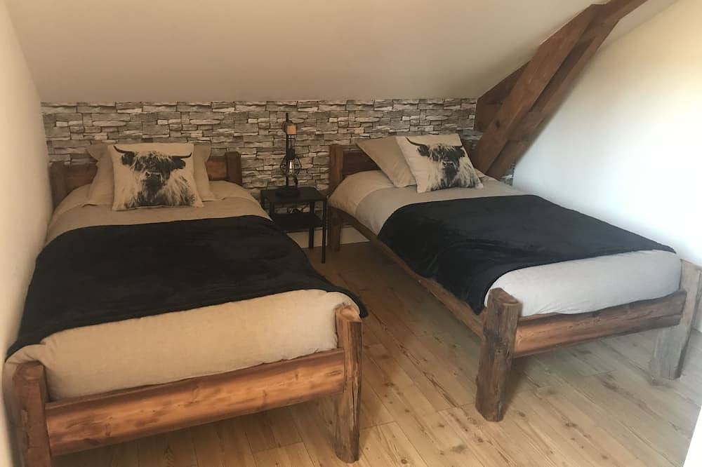 Ancelle Chalet-style house 160 m2 at the foot of the slopes in Ancelle, Écrins National Park
