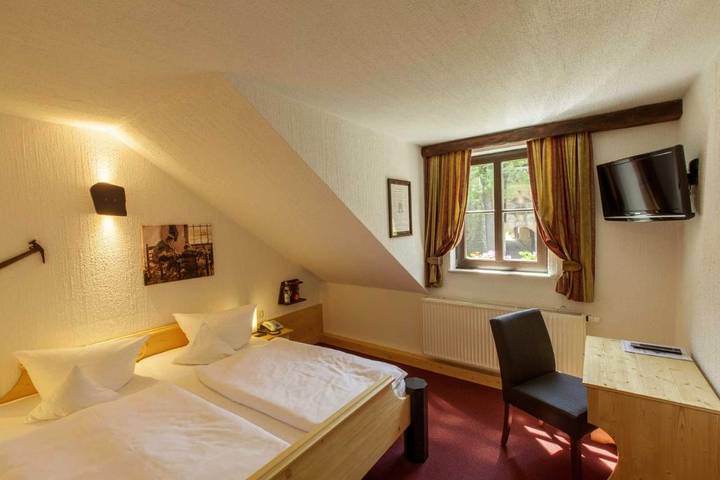Hotel für 2 Personen, mit Terrasse und Garten in Stolpen