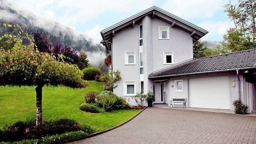 Ferienwohnung für 4 Personen, mit Sauna und Terrasse sowie Garten in Vandans