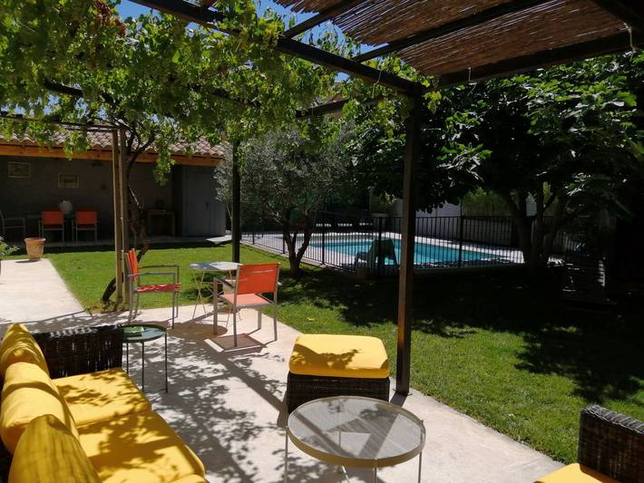 Location de vacances pour 8 personnes, avec jardin à Avignon - 2