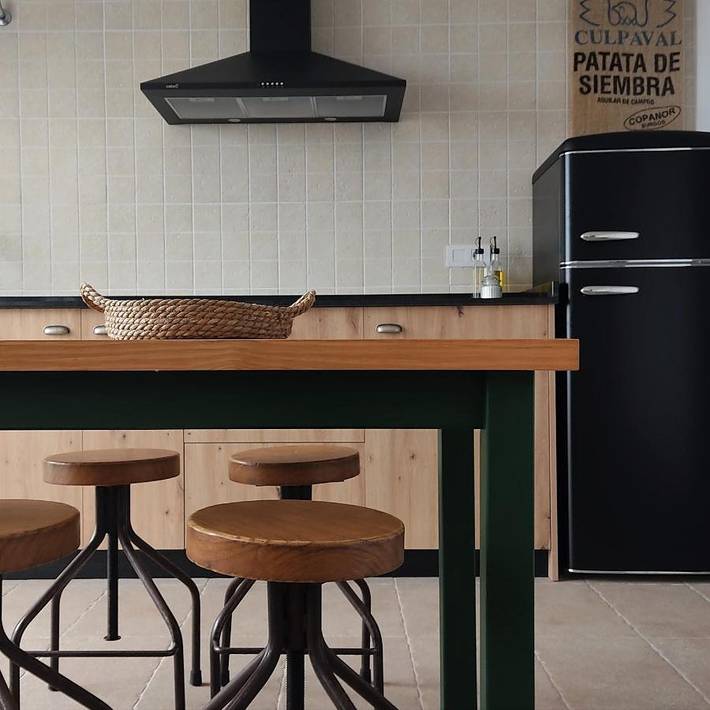 Gîte pour 5 personnes, avec terrasse ainsi que vue et piscine à Segura de León - 3