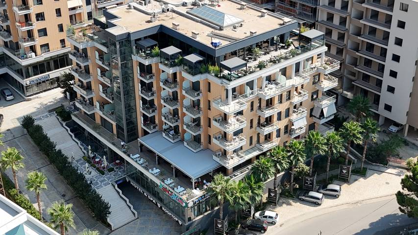 Apartamento para 5 personas, con Jacuzzi en Albania