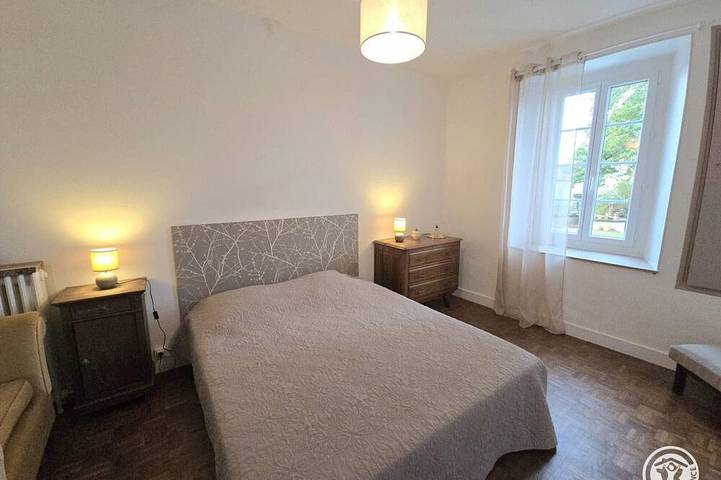 Gîte pour 10 personnes, avec jardin, animaux acceptés à Villamblard - 4