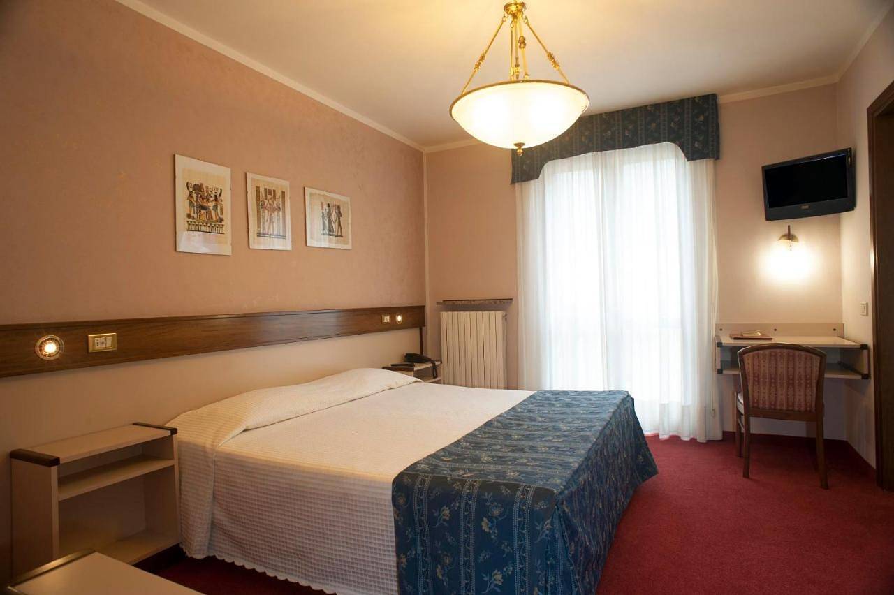 Bes Hotel Papa San Pellegrino Terme in San Pellegrino Terme, Alpes bergamasques occidentaux