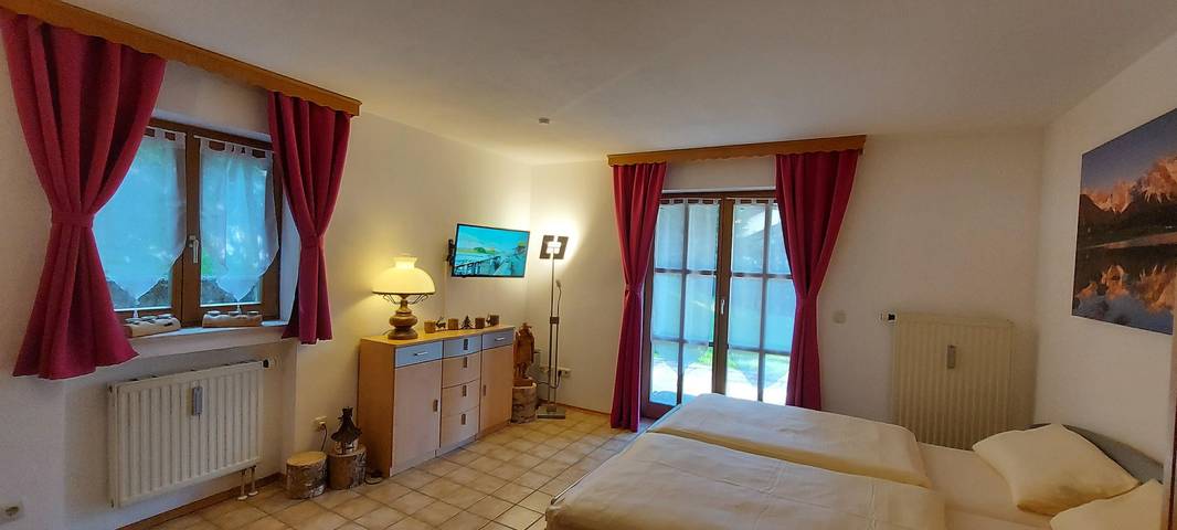 Ferienwohnung für 3 Personen, mit Ausblick und Terrasse im Mittenwald - 4