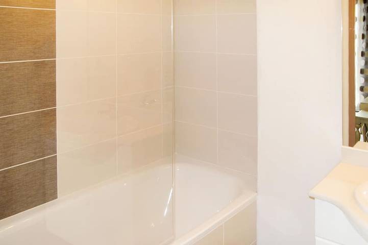 Location de vacances pour 6 personnes, avec piscine et sauna à Colombiers - 4