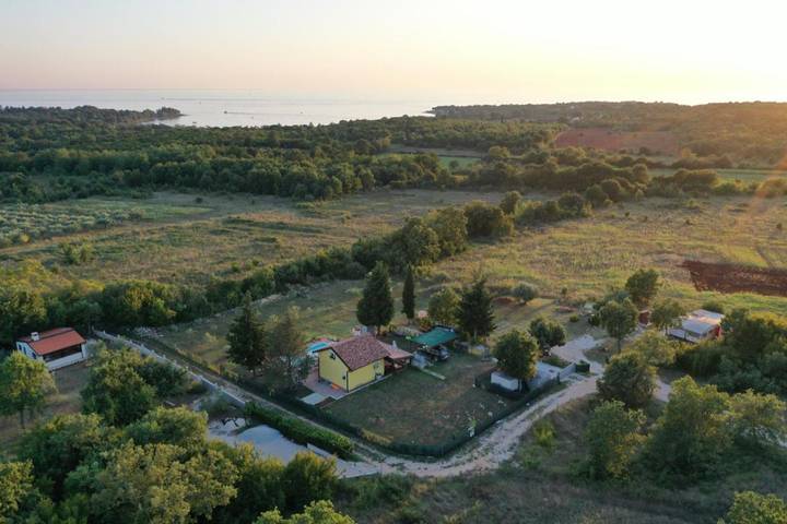 Ferienhaus mit Meerblick für 4 Personen, mit Ausblick und Pool sowie Garten, kinderfreundlich in Poreč - 4