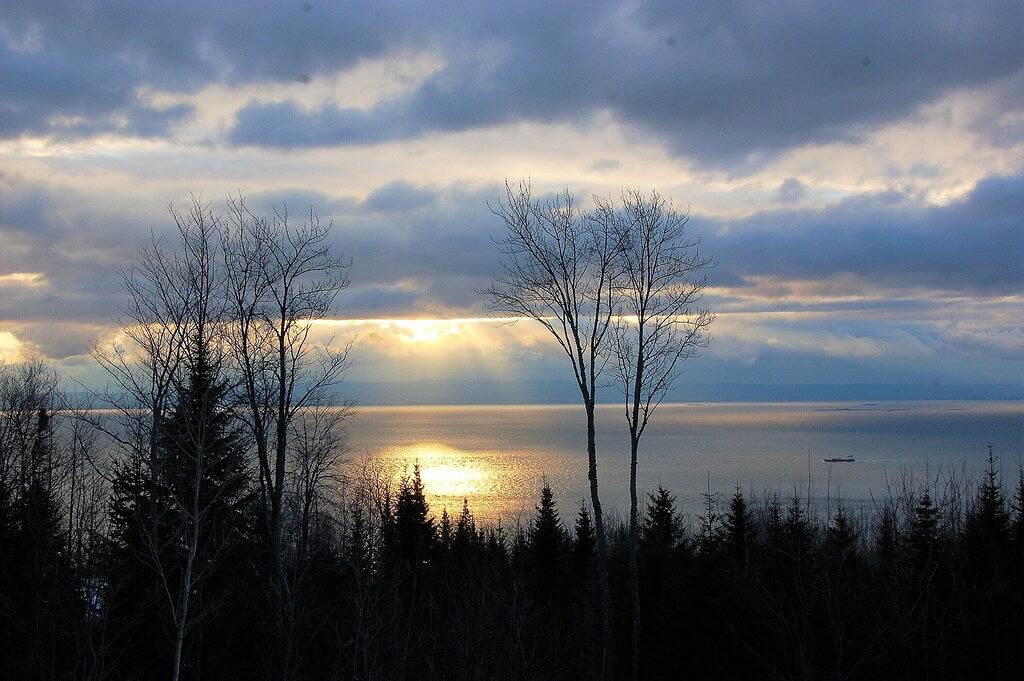 Breathtaking View of St-Lawrence River - Hot Tub - 15min from Le Massif in Le Massif
