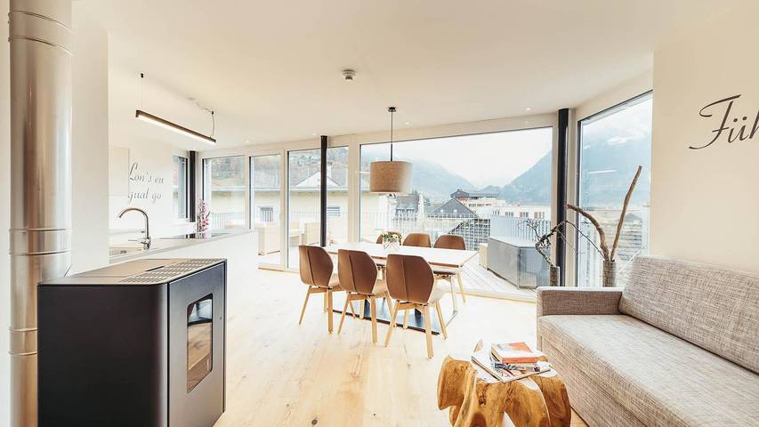 Ferienwohnung für 4 Personen, mit Ausblick und Sauna, kinderfreundlich in Schruns