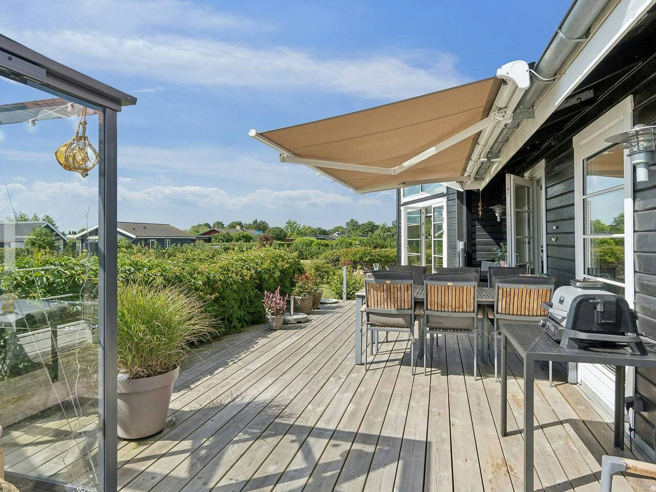 Haus mit Blick auf die Fähre am Isefjord in Holbæk, Tuse Næs