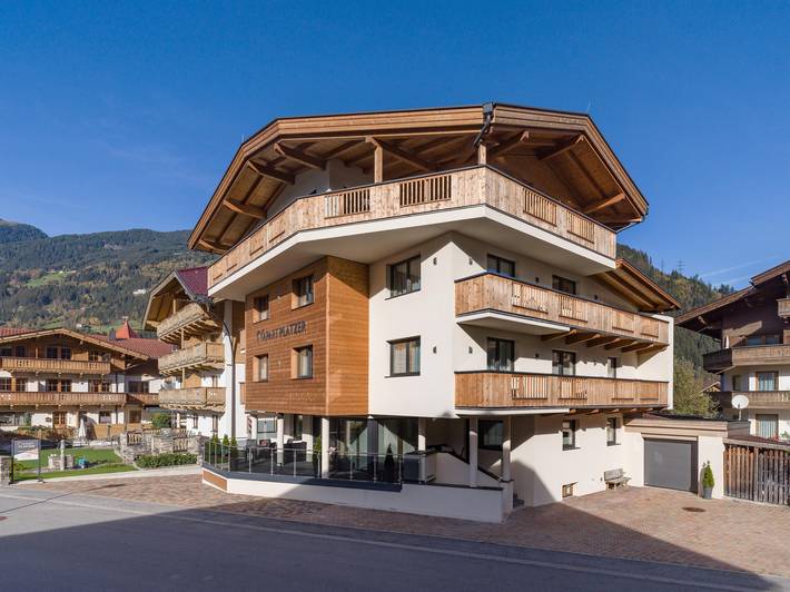 Gîte pour 4 personnes, avec balcon, adapté aux familles à Zell am Ziller - 2