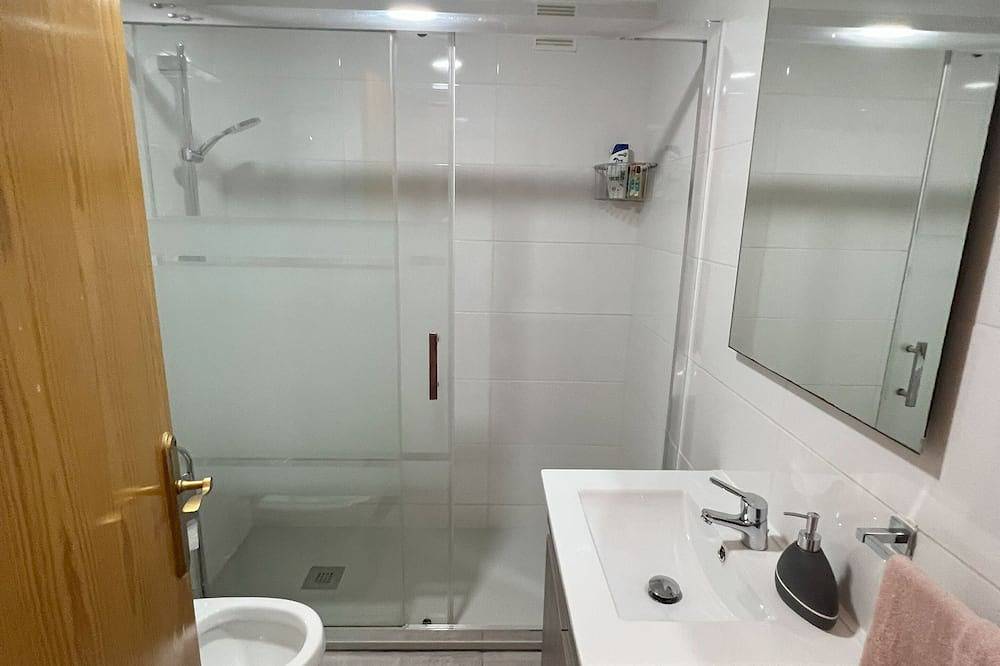 Ganze Wohnung, Charming Seaside Studio Apartment – Your Cozy Getaway Awaits! in Torrevieja, Costa Blanca